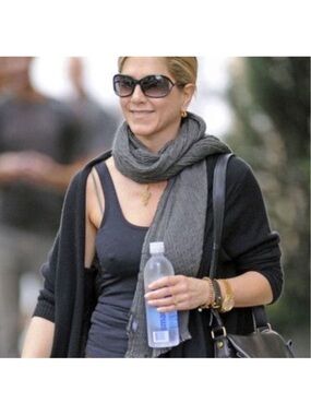 NWT Tom Ford Black Oversized Butterfly Sunglasses
Tom Ford Jennifer TF8 01B